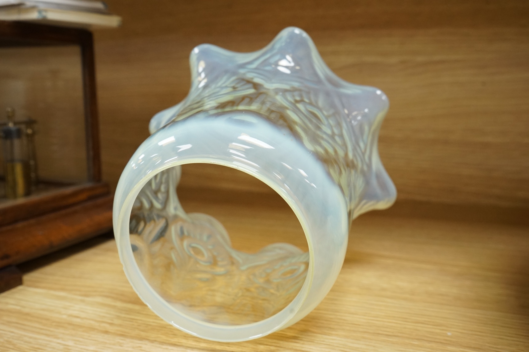 An Art Nouveau Vaseline glass shade, 17cm high